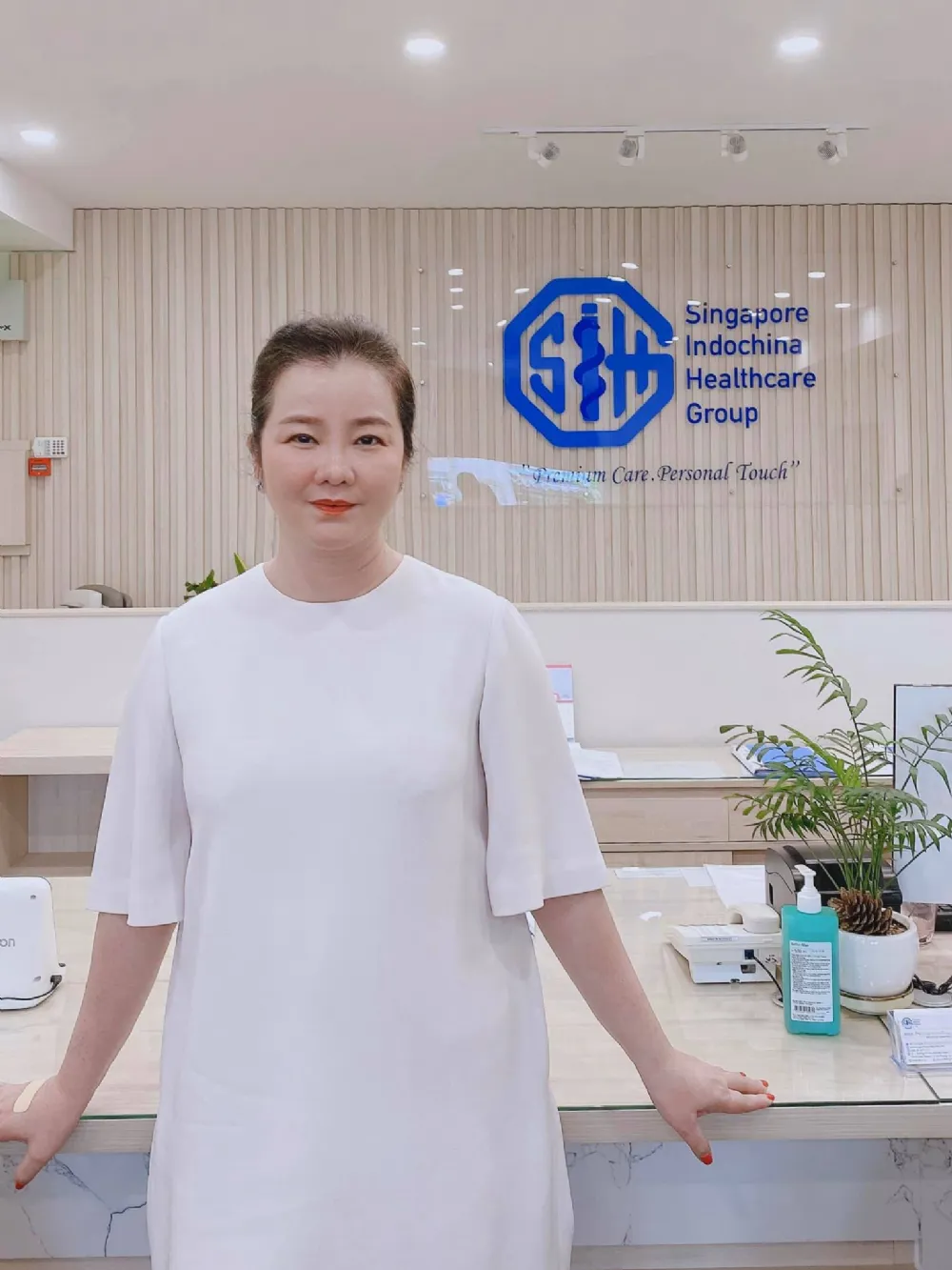 Khách hàng cô Võ Thị Xuân Trang - Hiệu trưởng trường John Robert Power Việt Nam