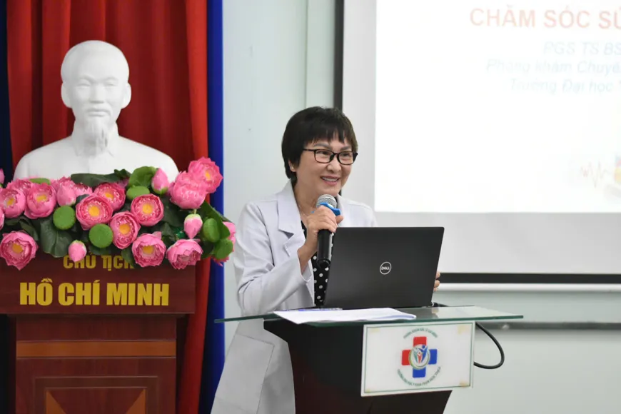 BS Huỳnh Kim Phượng chia sẻ trong Hội thảo Chăm sóc sức khỏe tim mạch