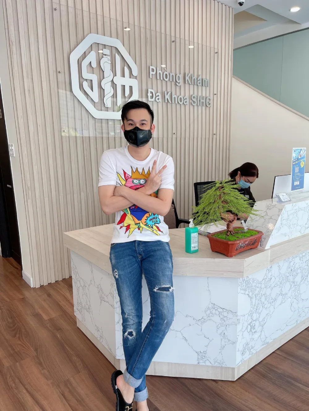 Khách hàng ca sĩ Dương Triệu Vũ