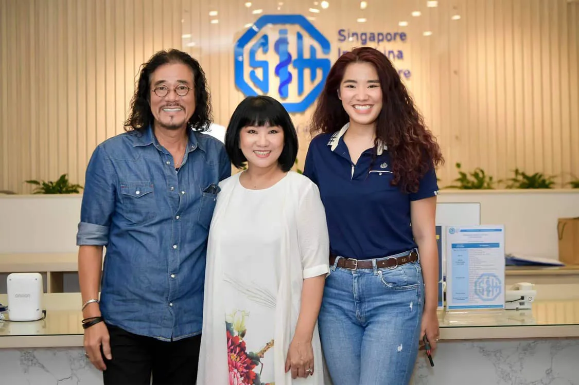 Gia đình ca sĩ Cẩm Vân - nhạc sĩ Khắc Triệu